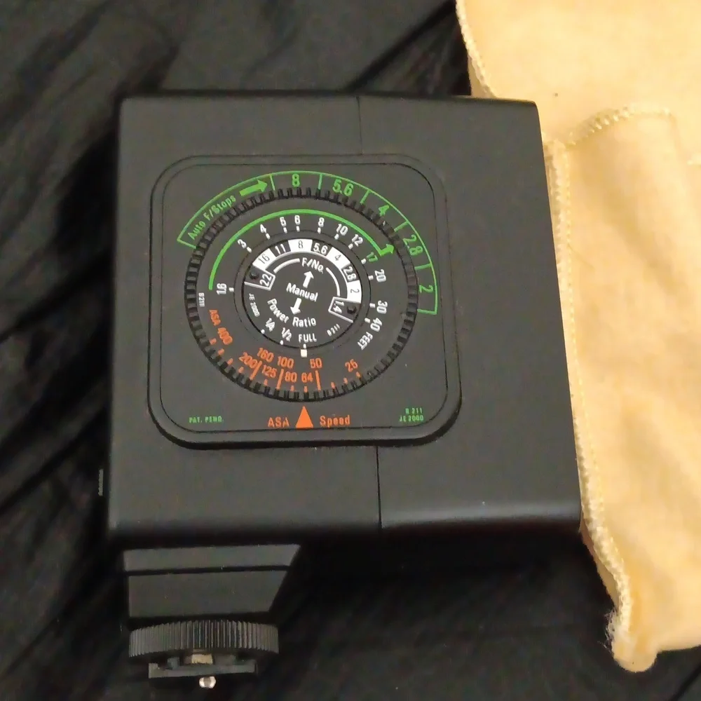 Sunpack Auto Thyristor Electronic Flash